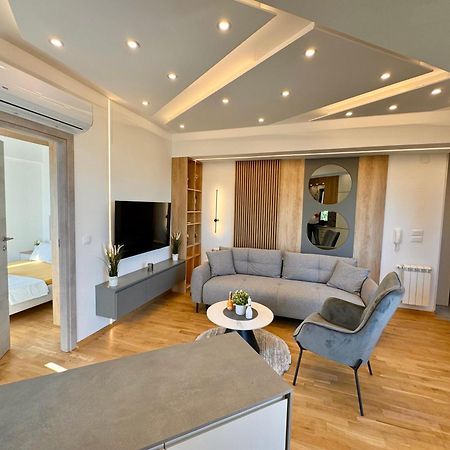 Maria Luxury Apartment Skopje Bagian luar foto