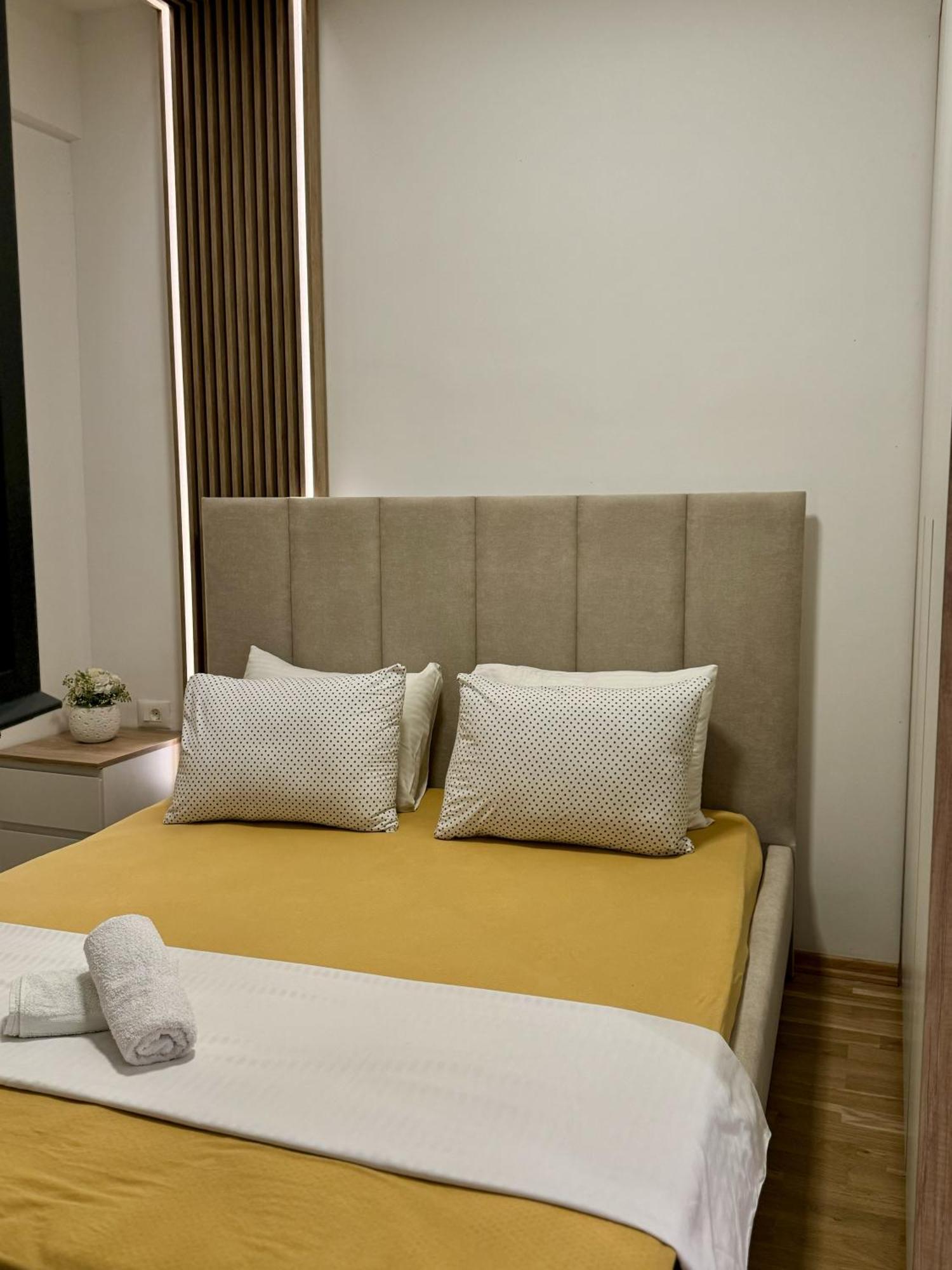 Maria Luxury Apartment Skopje Bagian luar foto
