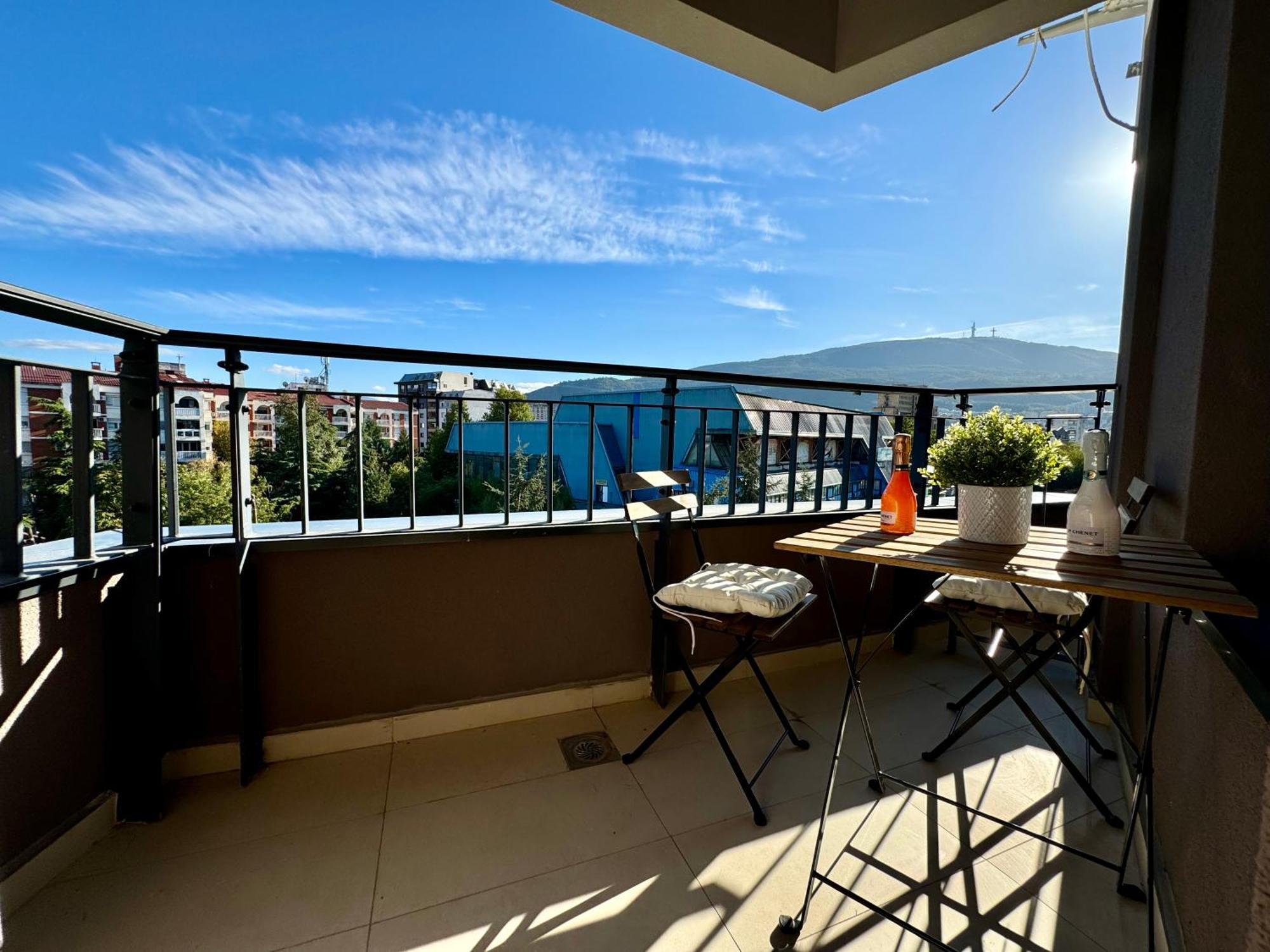 Maria Luxury Apartment Skopje Bagian luar foto